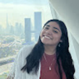 Meet your Posher, Lesly